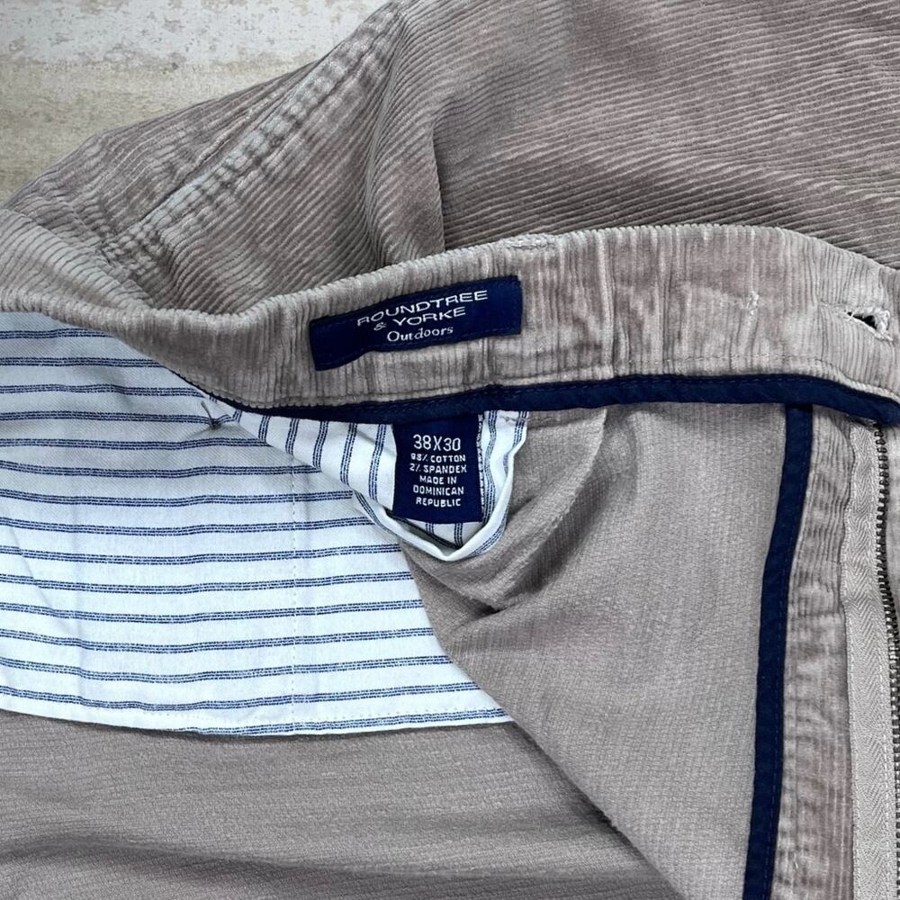 Vintage Y2K Corduroy Pants 38x30 Baggy Wide Leg Fit Tan Pleated Front - Picture 4 of 4